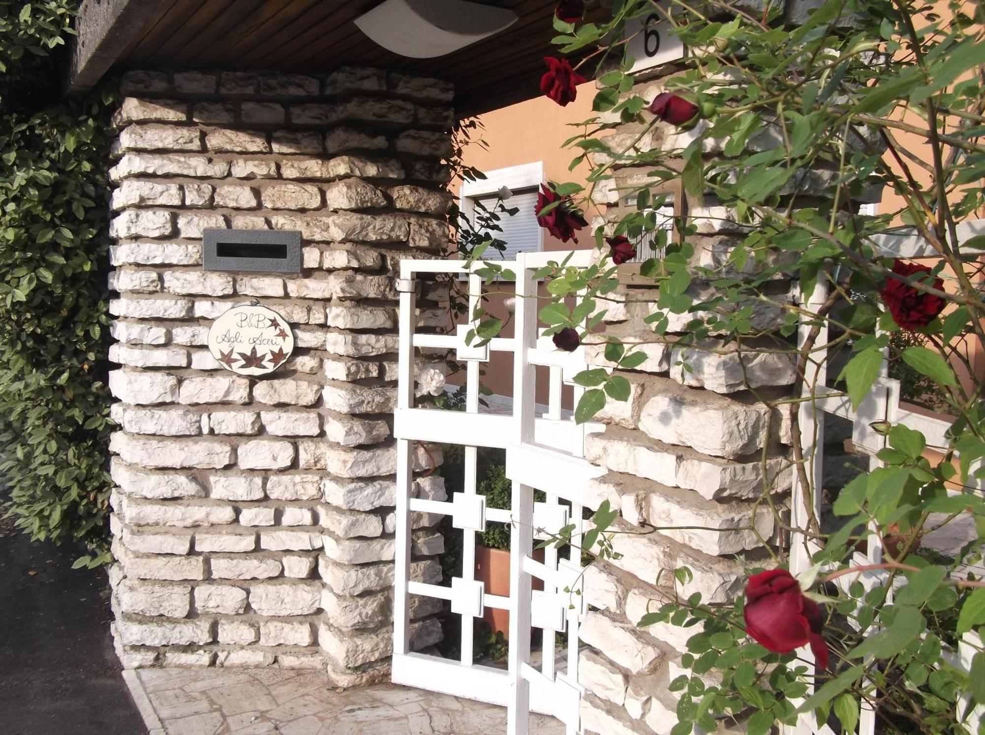 Bed & Breakfast Agli Aceri Verona Exterior photo